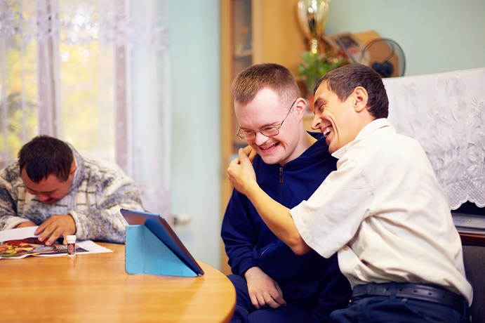 Effective Tips to Ease Communication with Adults with ASD